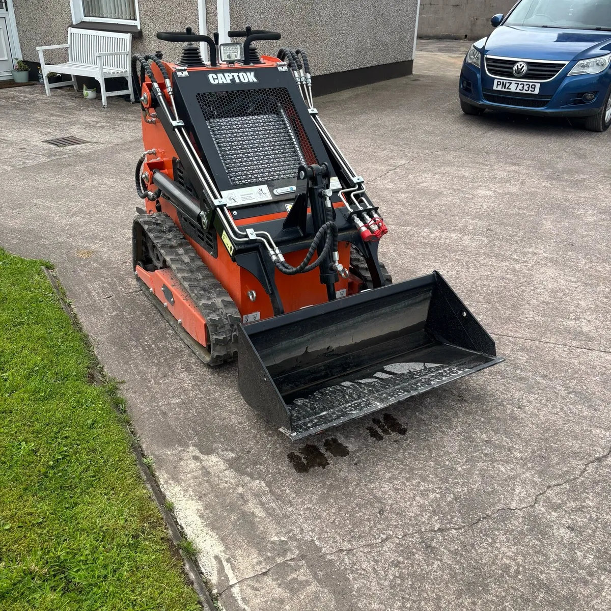 Pedestrian Skidsteer - Image 3