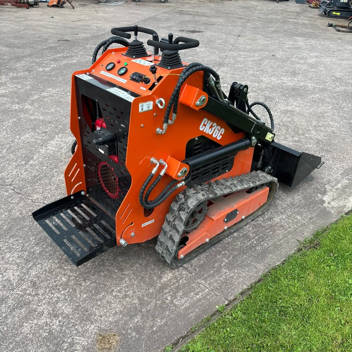 Pedestrian Skidsteer - Image 4