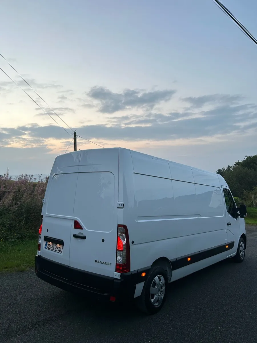 2022 Renault master - Image 4
