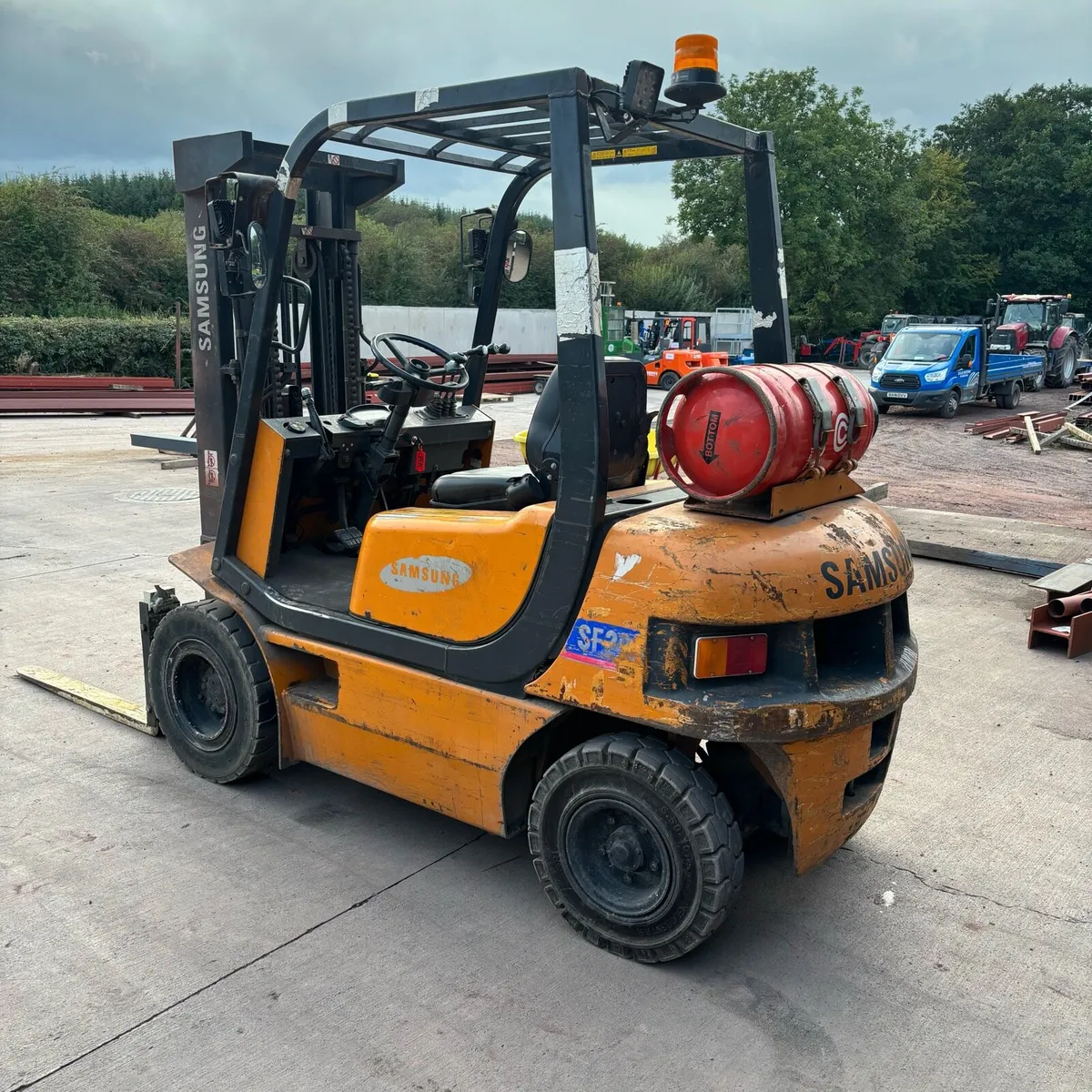 Samsung 2.5ton Forklift - Image 3