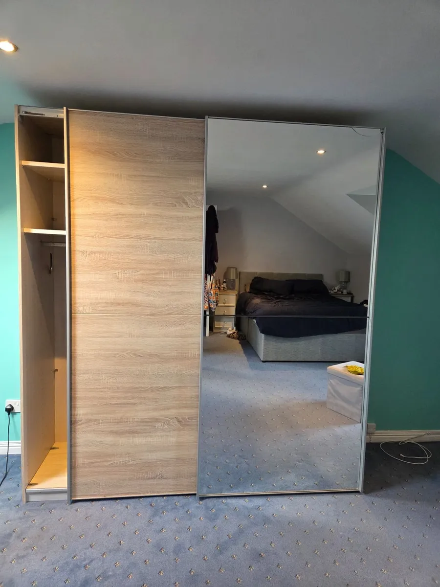 2m Wide Light Oak Effect Sliderobe - Image 1