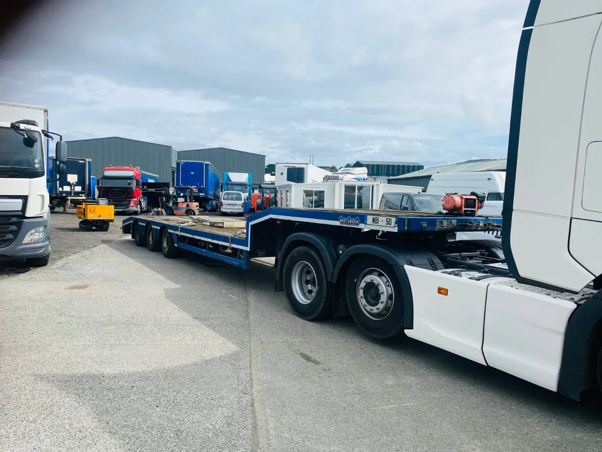 2009 Nooteboom Lowloader 3 axle air clip ramps - Image 3