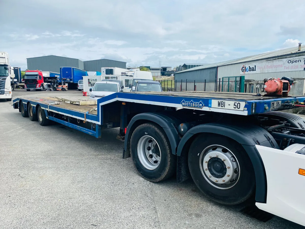 2009 Nooteboom Lowloader 3 axle air clip ramps - Image 1