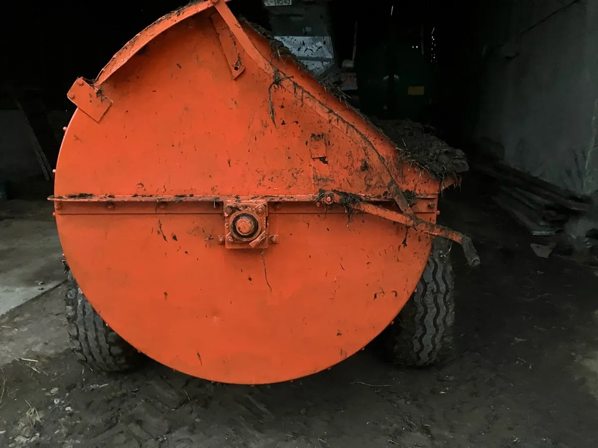 Dung spreader - Image 3
