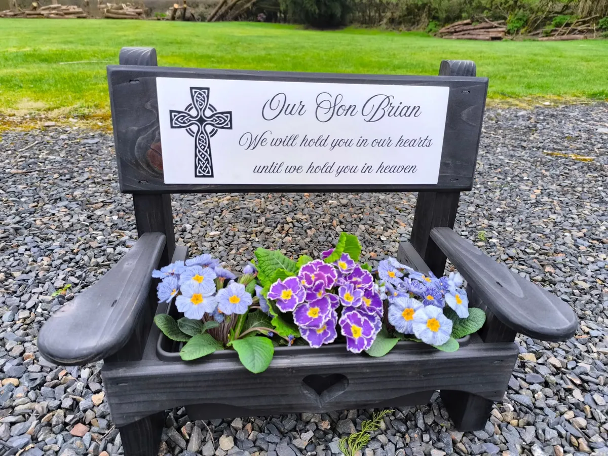 Personalised planter"bench" - Image 1