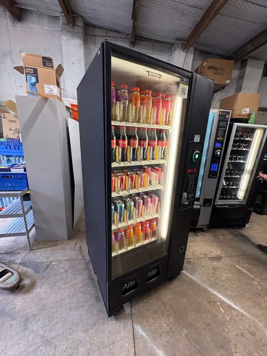 Vending machine ready to go - Image 2