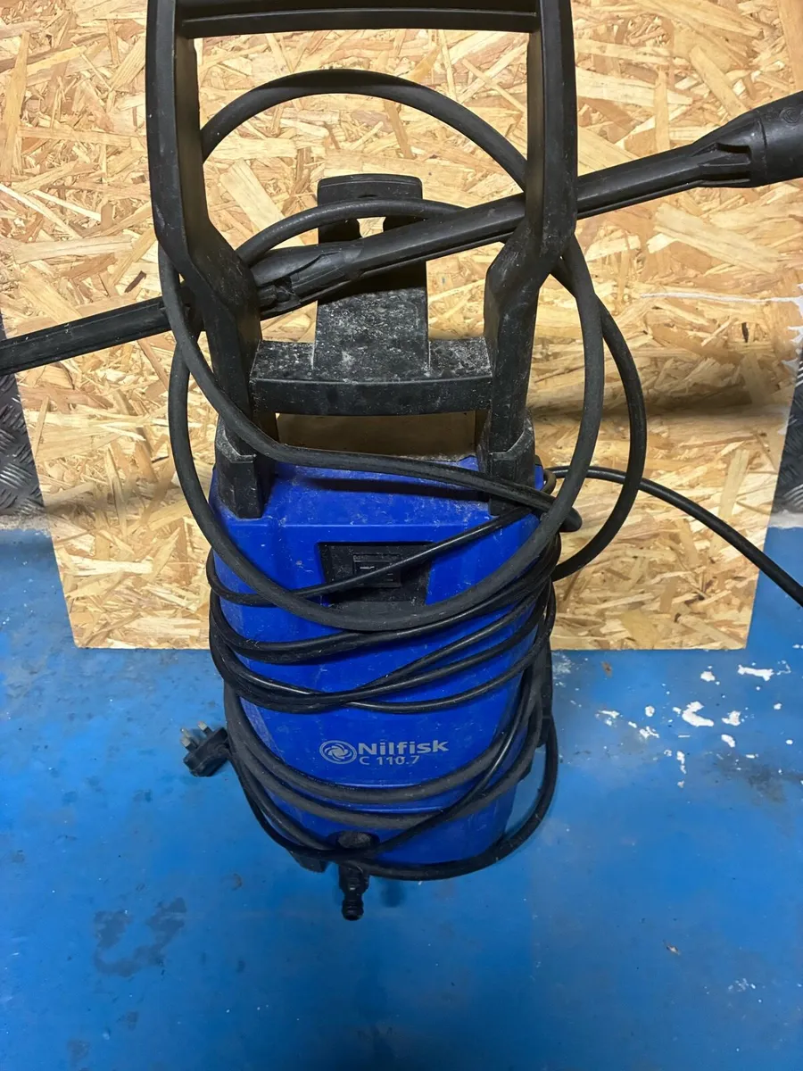 Power washer - Image 1