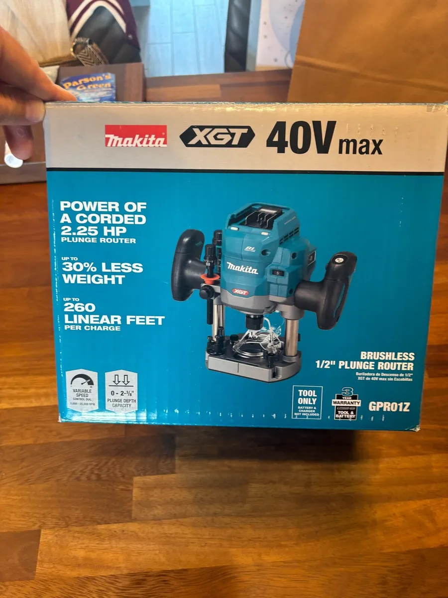 Makita Cordless 1/2” Plunge Router - Image 1
