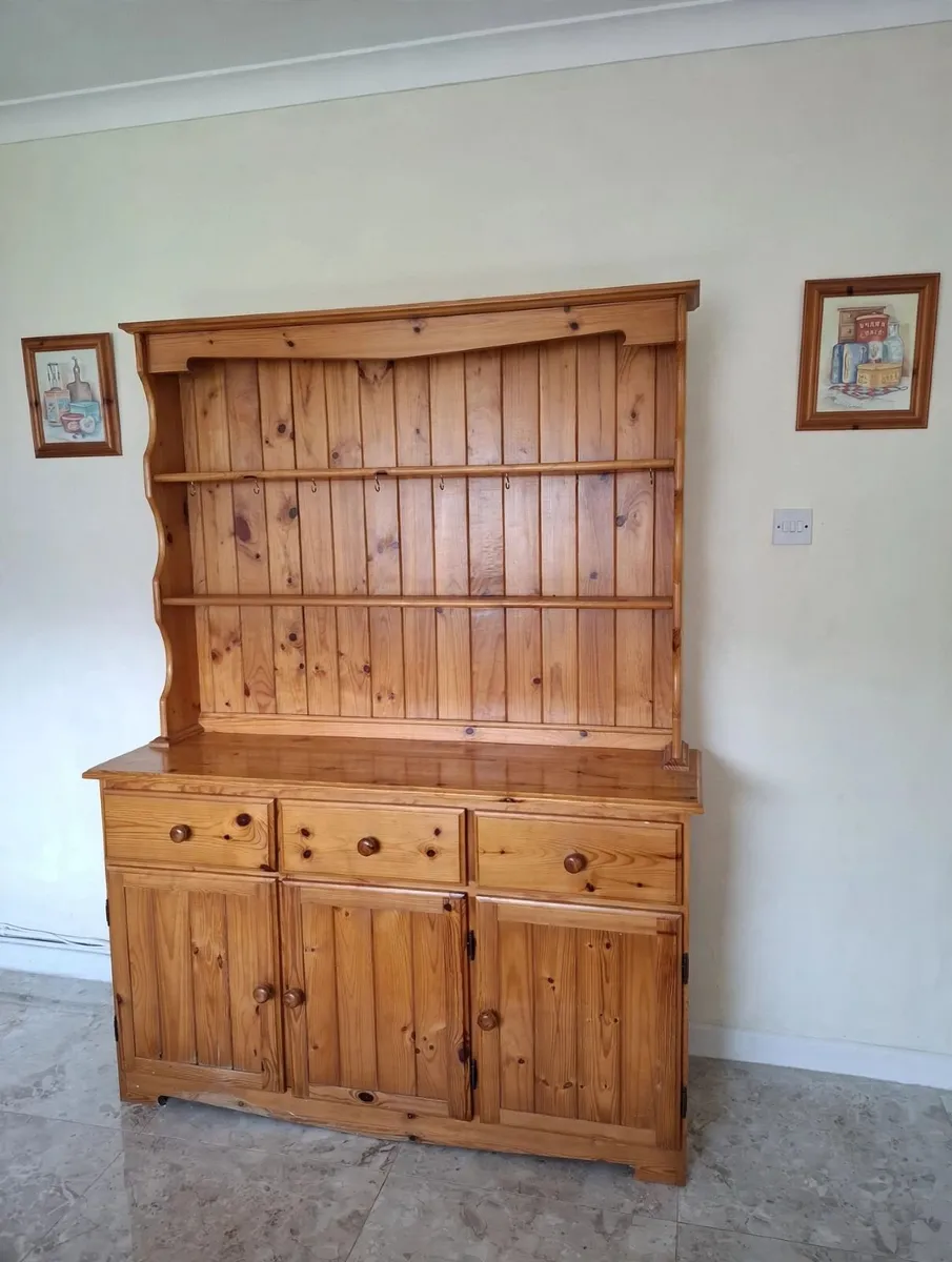 Solid Pine Welsh Dresser / Kitchen Hutch — 3 Drawe - Image 1