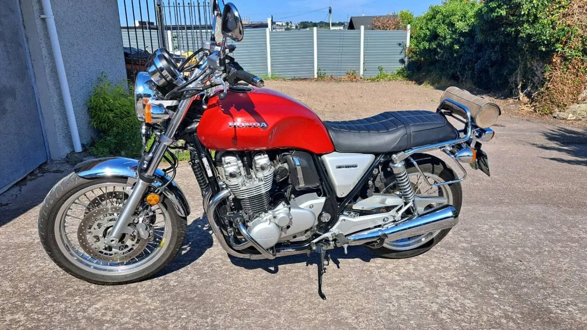 Honda CB1100EX 2018 - Image 2
