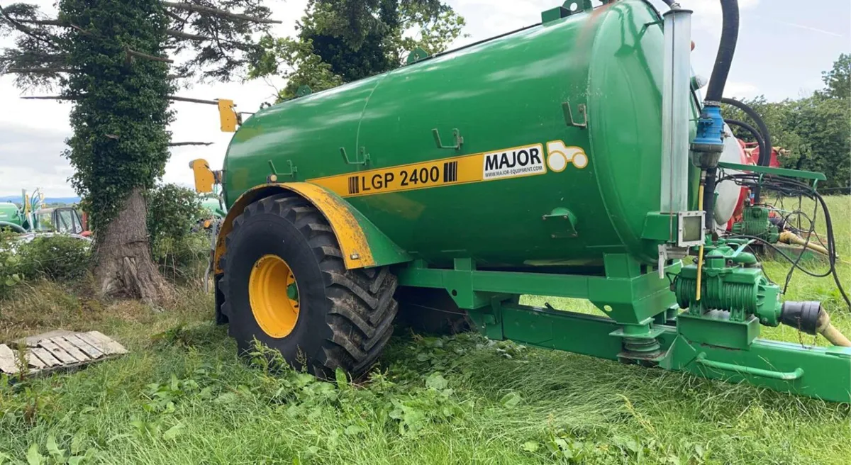 Major slurry tanker - Image 2