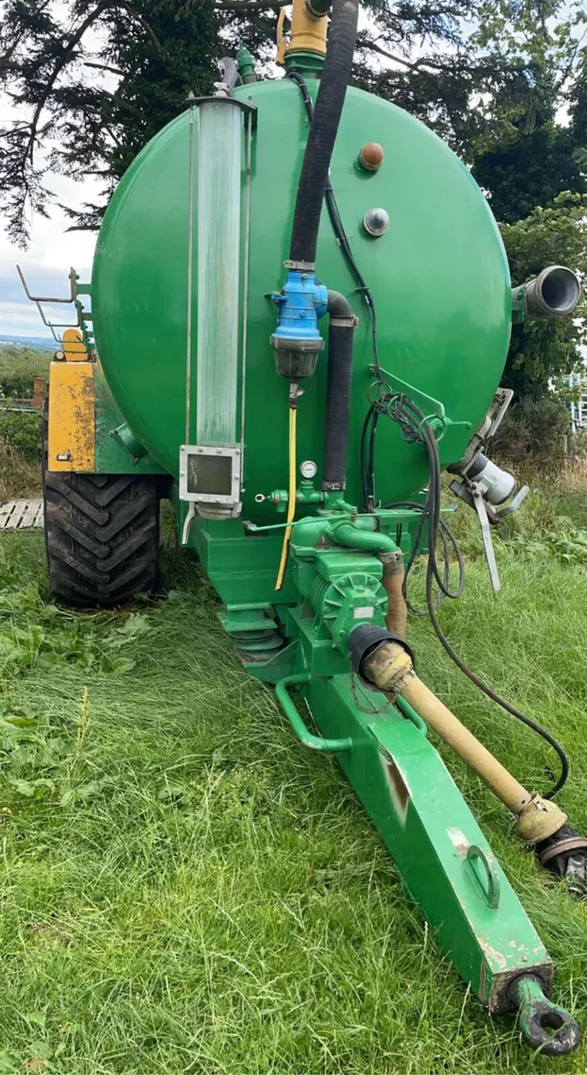 Major slurry tanker - Image 3