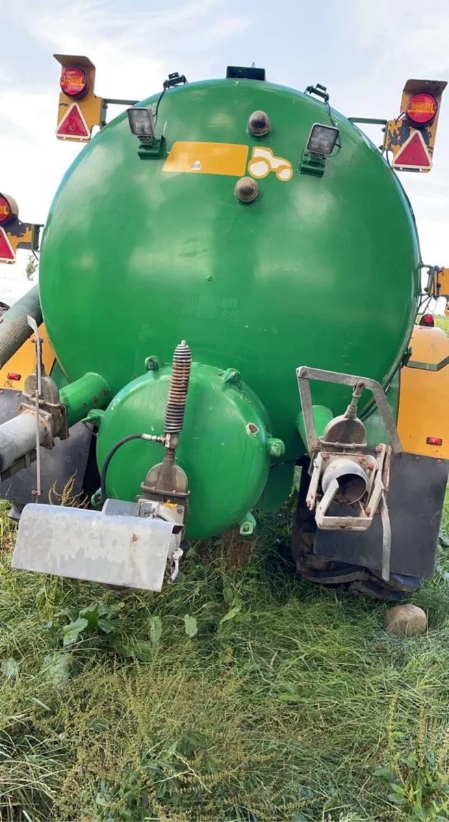 Major slurry tanker - Image 4