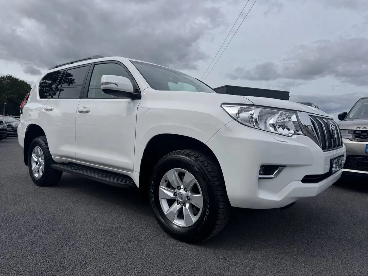 Toyota Land Cruiser 2023 Commercial one owner - Image 1