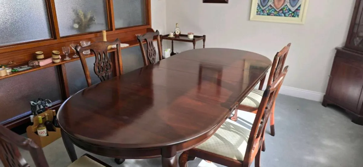 Mahogany dining table - Image 4