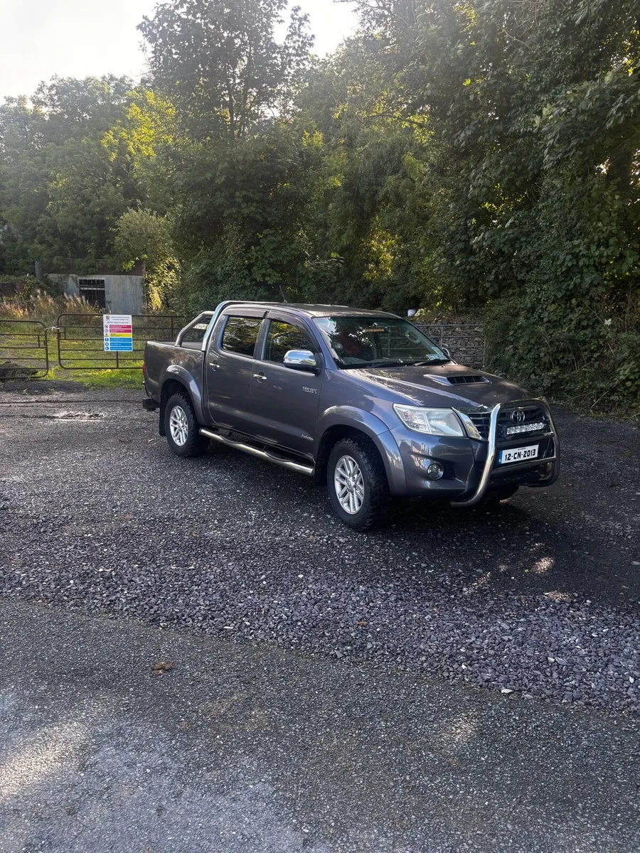 2012 Toyota Hilux - Image 1