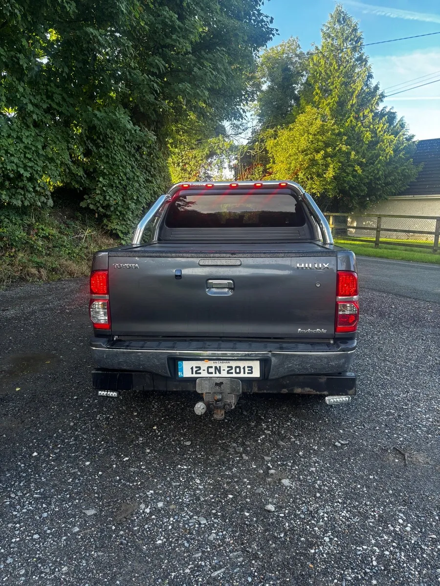 2012 Toyota Hilux - Image 3