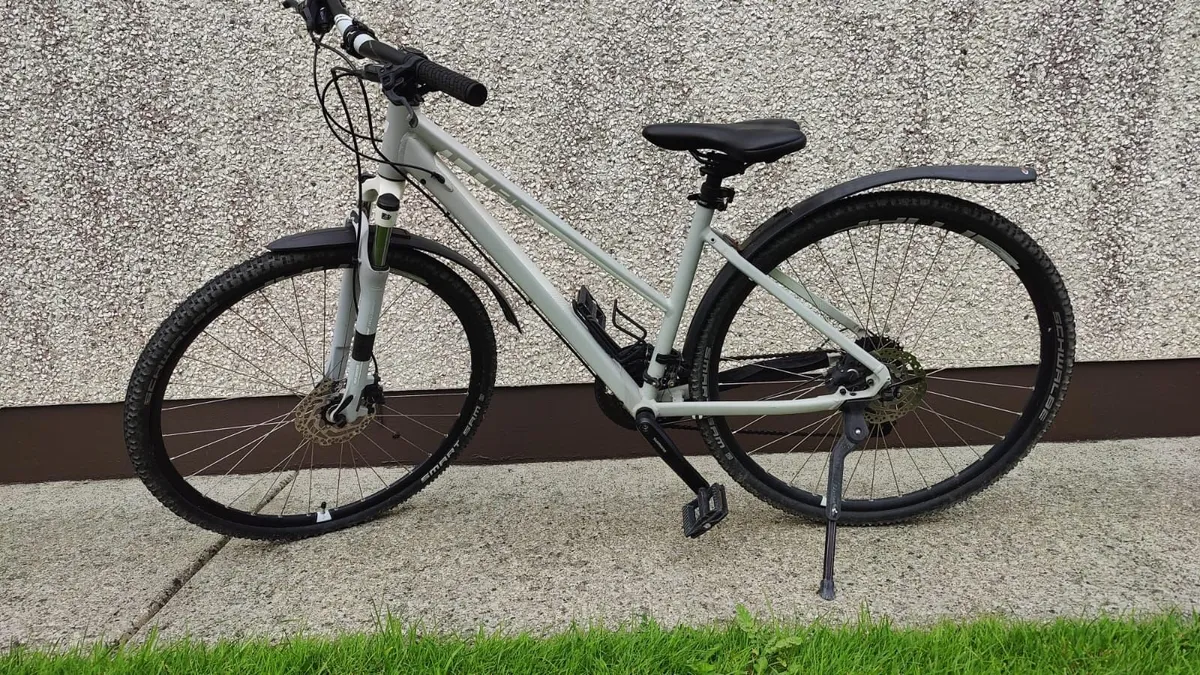Cube bike female version - Image 1
