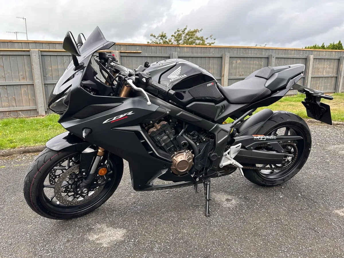 HONDA CBR650R - Image 1
