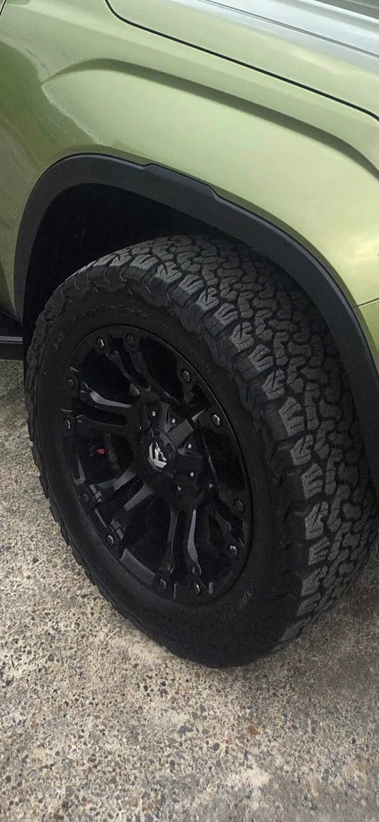 Vw amarok alloys - Image 3
