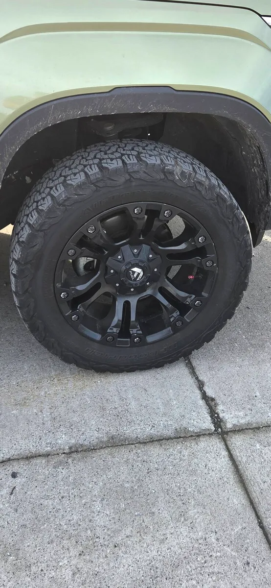 Vw amarok alloys - Image 2