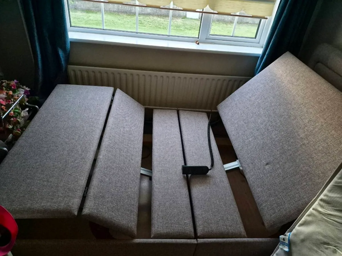 Fully adjustable small double electric bed - Image 1