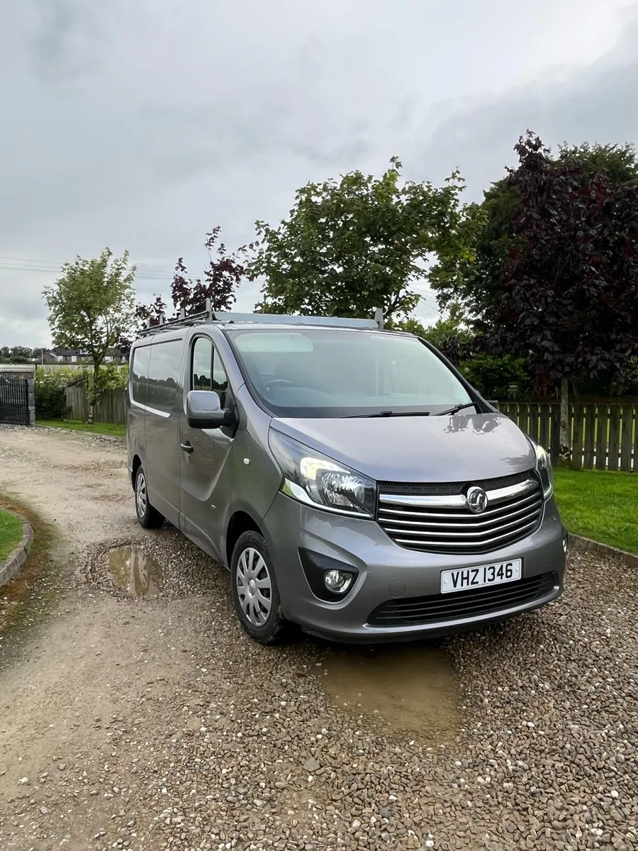 Vauxhall Vivaro bi-turbo swb no vat - Image 1