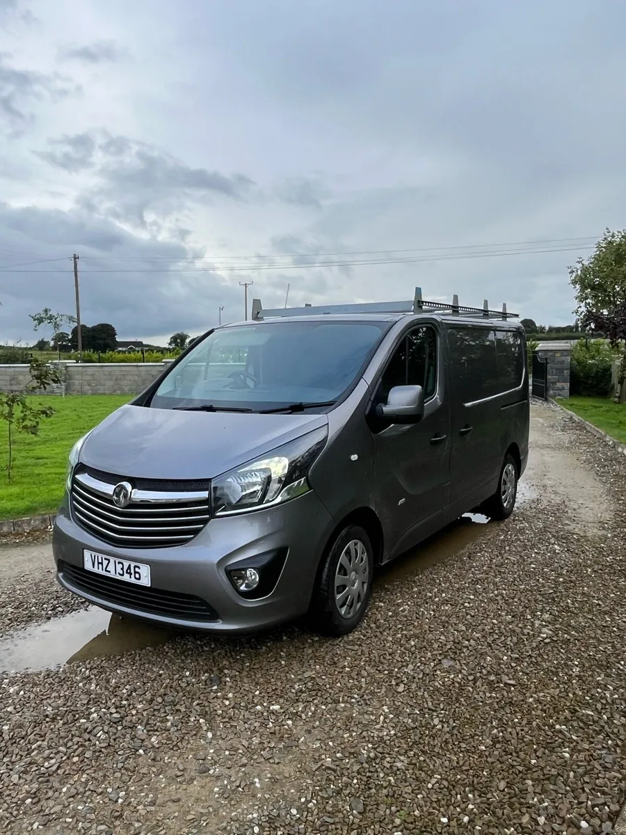 Vauxhall Vivaro bi-turbo swb no vat - Image 2