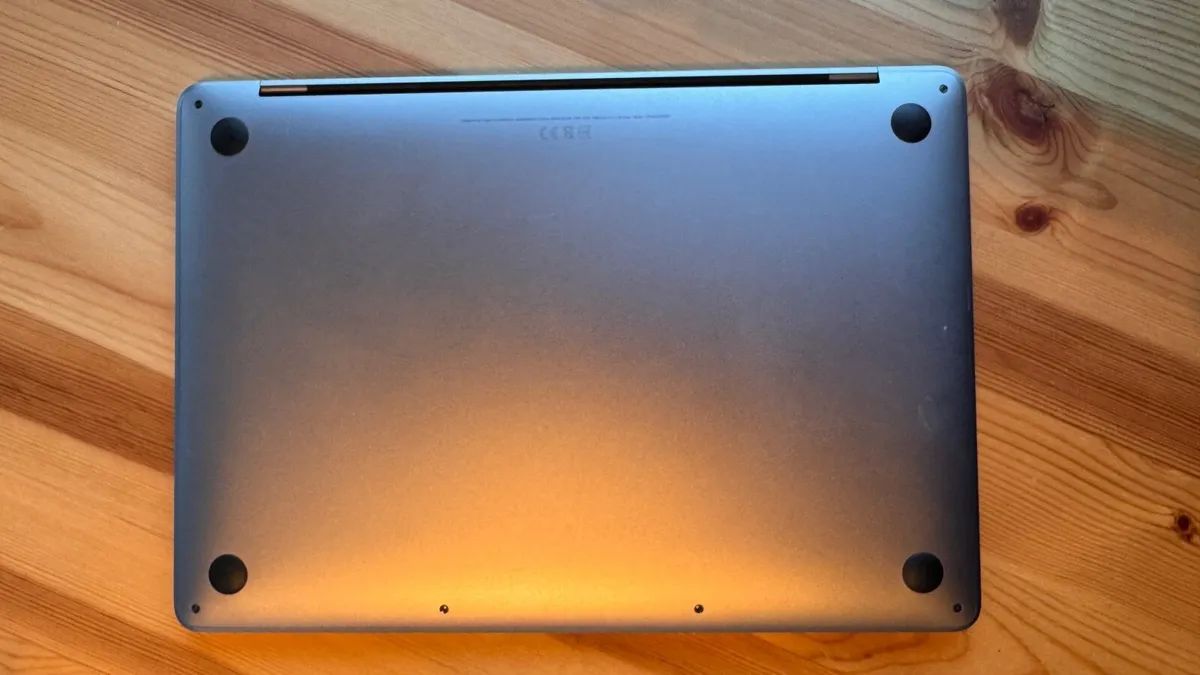13" MacBook Pro M1 (2020) 16GB/512GB - Image 2