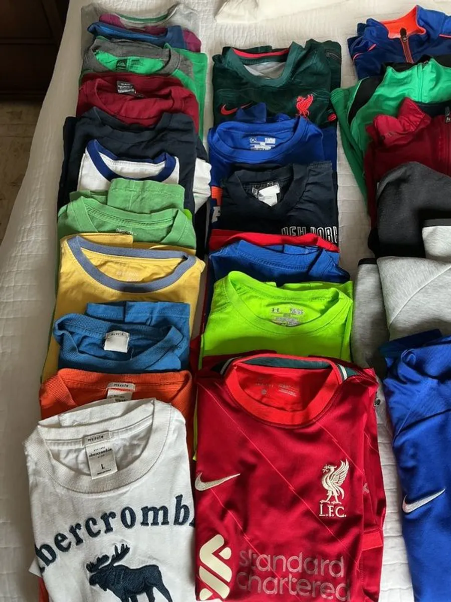 Boys Clothes Bundle age 10, kids size L, 30 items - Image 2