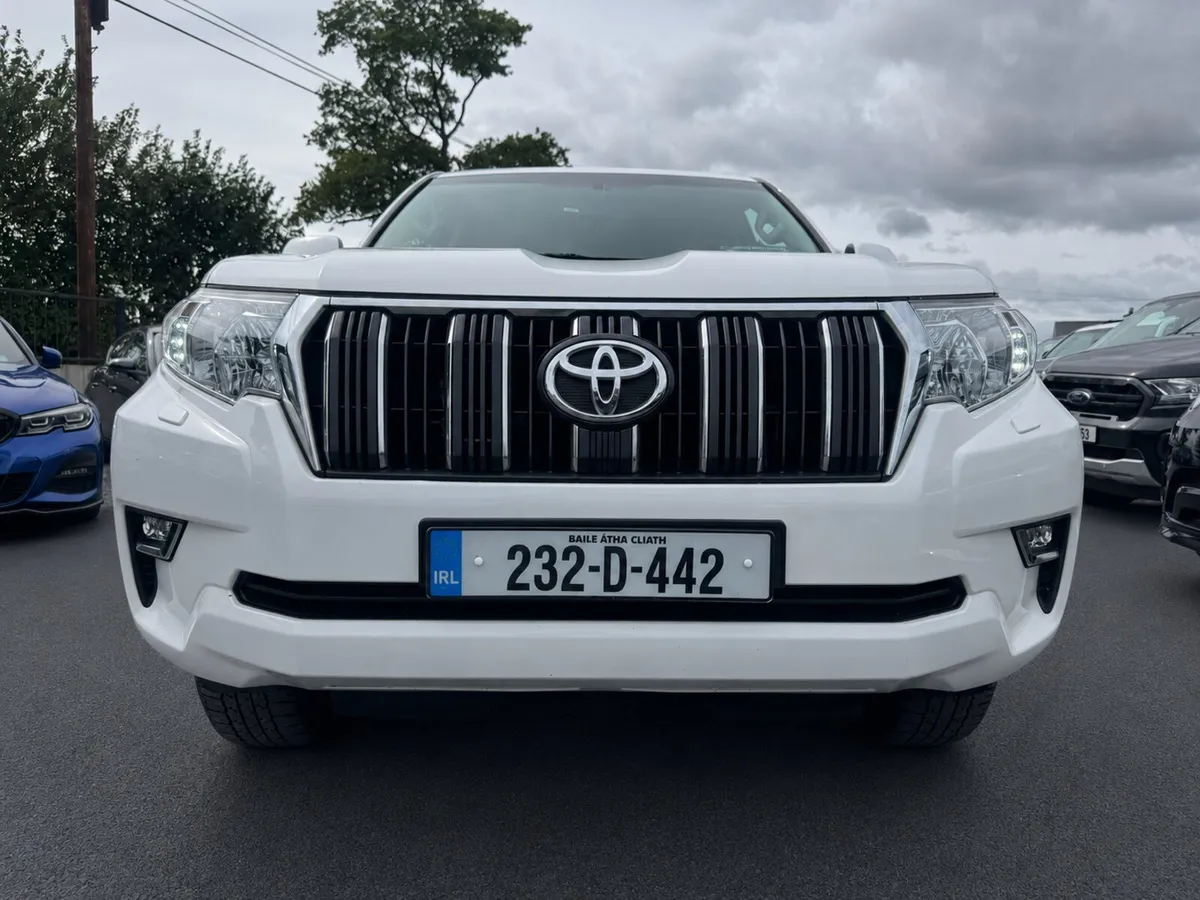 Toyota Land Cruiser 2023 Commercial one owner - Image 2