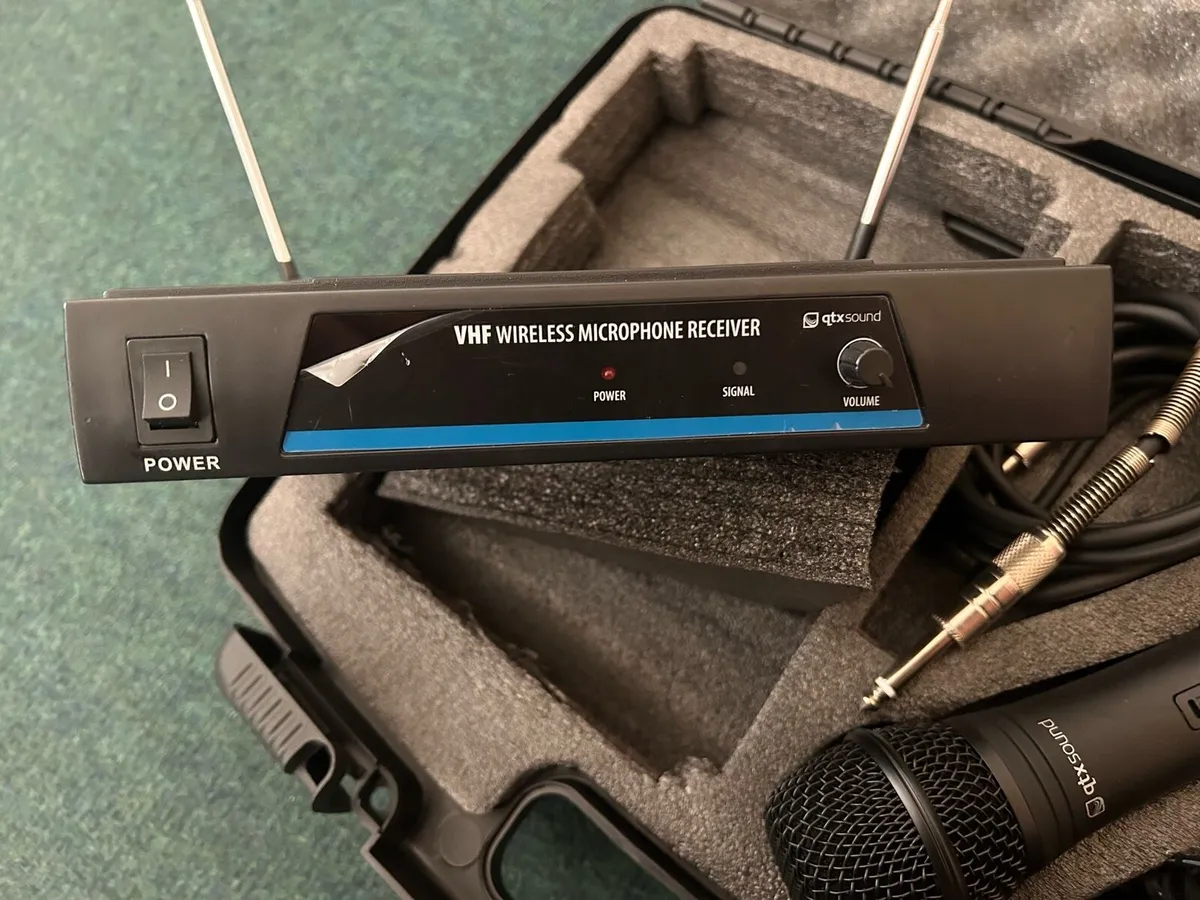 QTX Sound Wireless Microphone System + Carry Case - Image 3