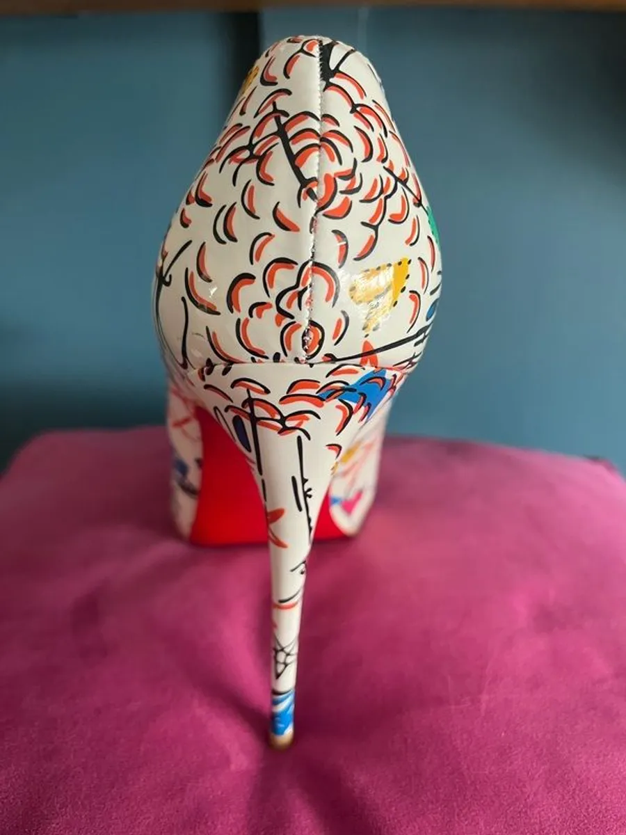Christian Louboutin - Image 4