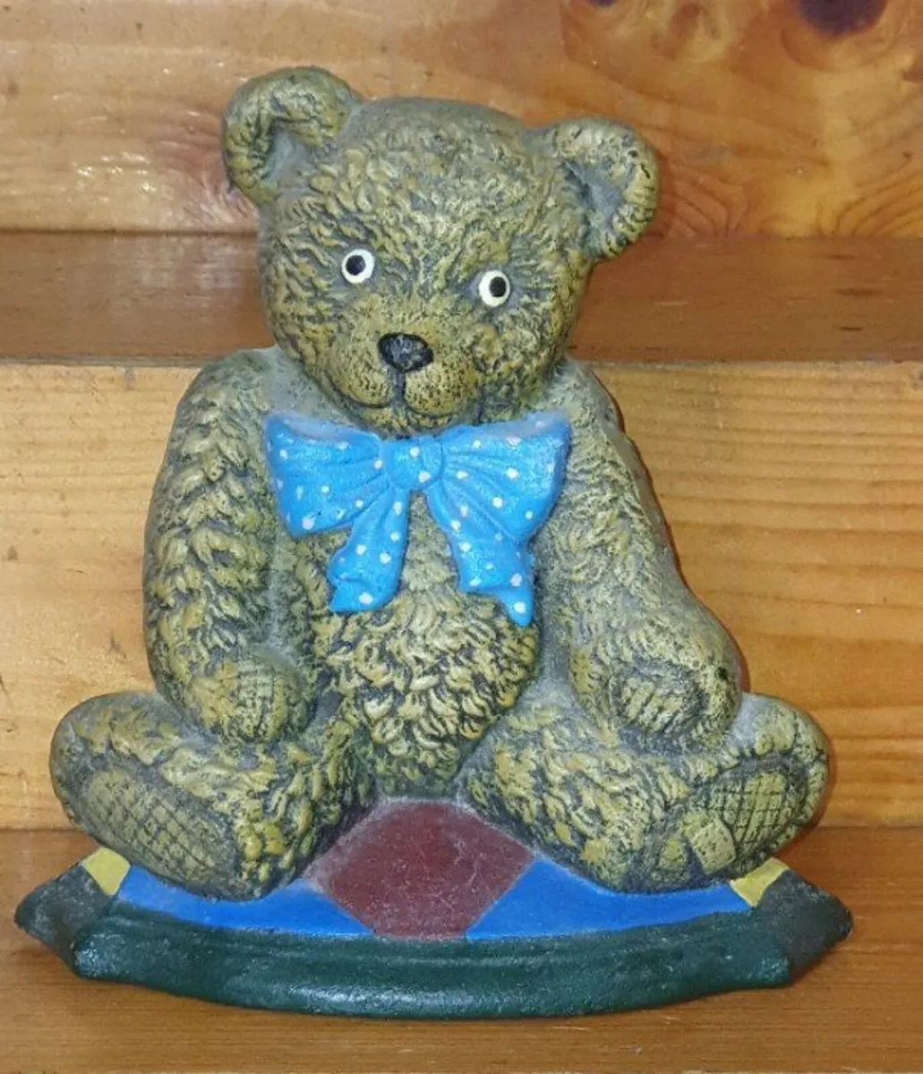 Vintage Cast Iron Teddy Doorstop – Wright Studio's - Image 3