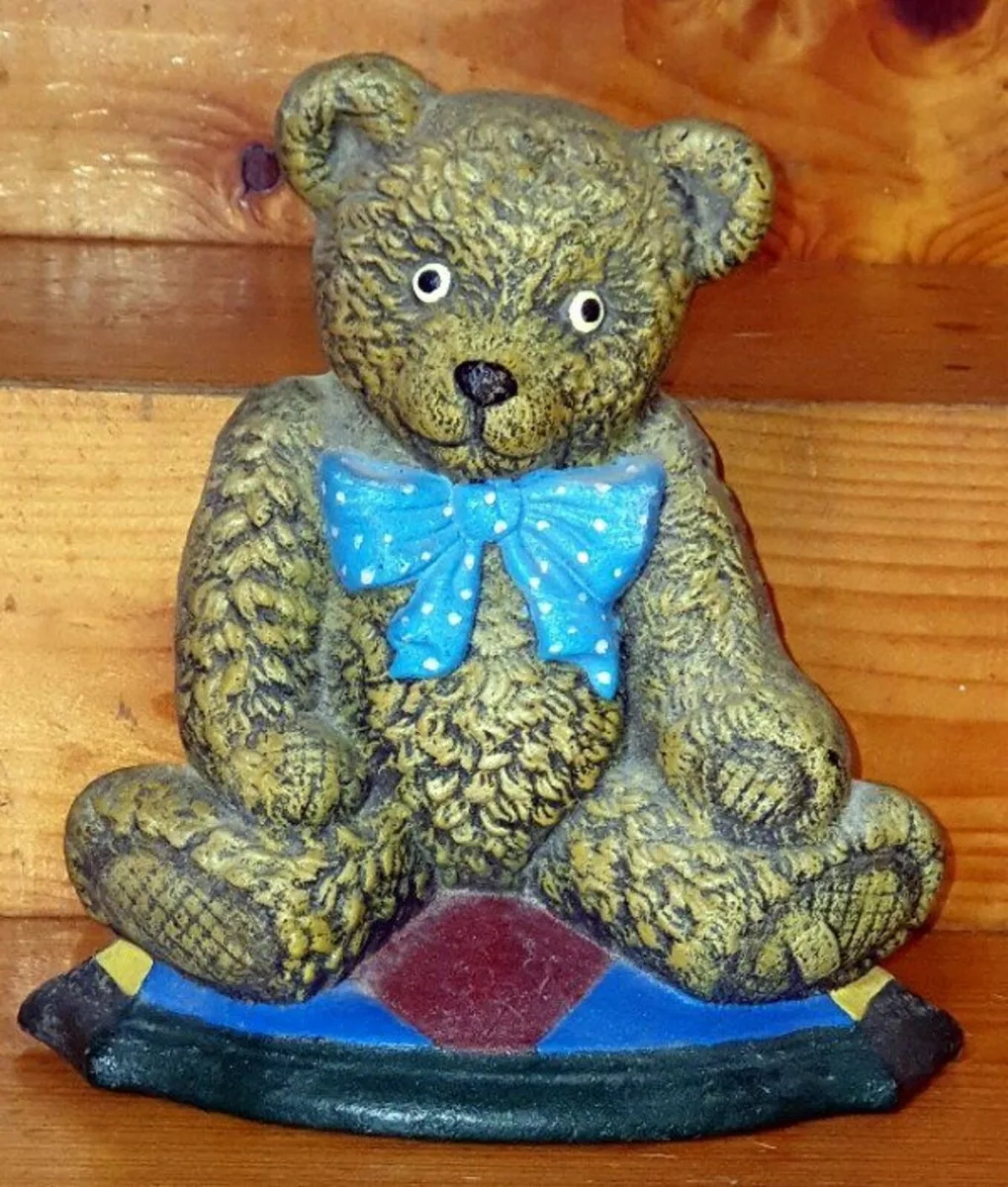 Vintage Cast Iron Teddy Doorstop – Wright Studio's - Image 1