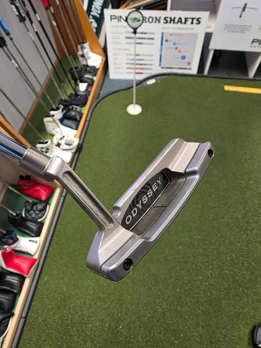 Odyssey Black Series 2 Milled Putter - Image 2