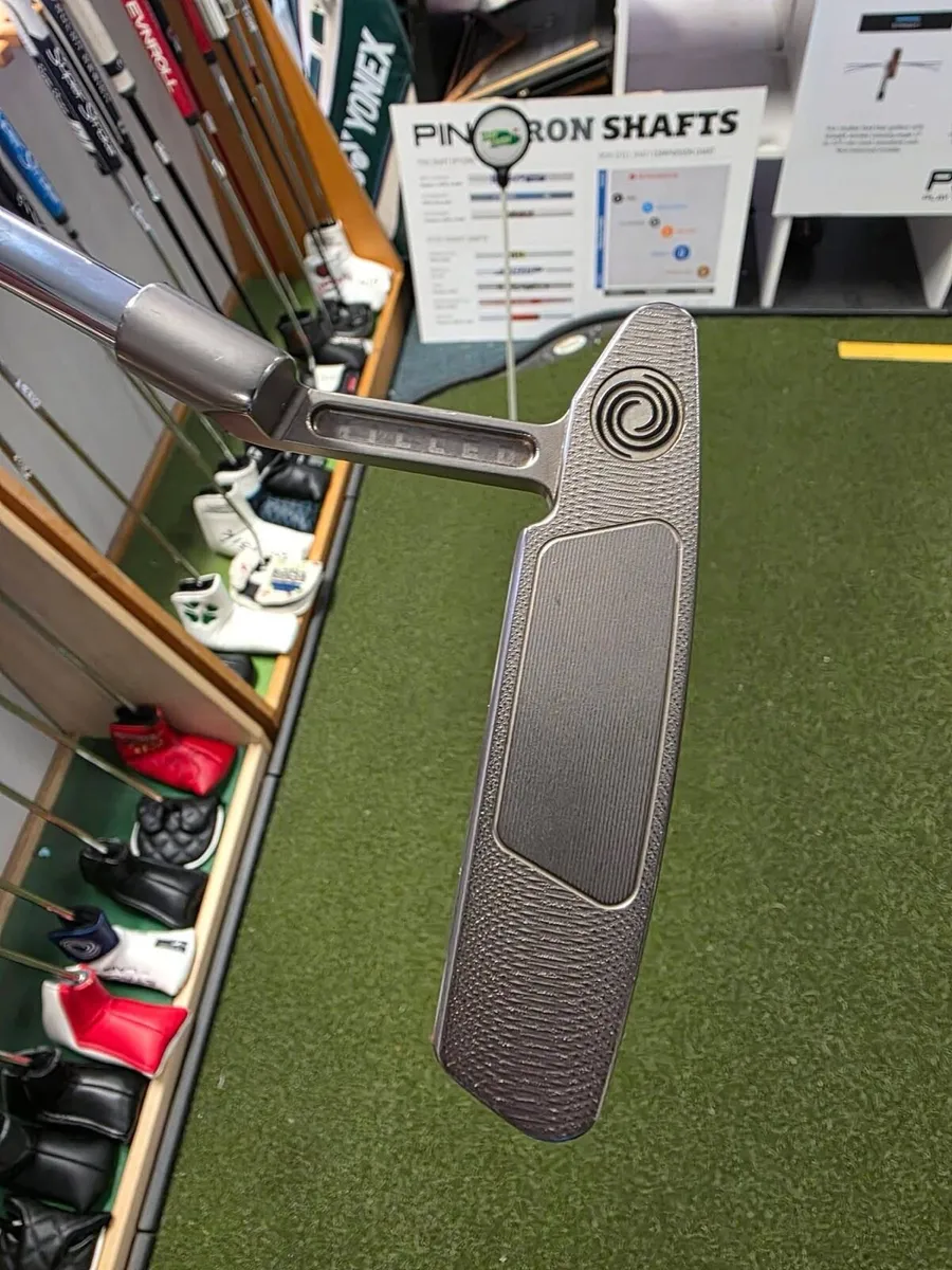 Odyssey Black Series 2 Milled Putter - Image 3