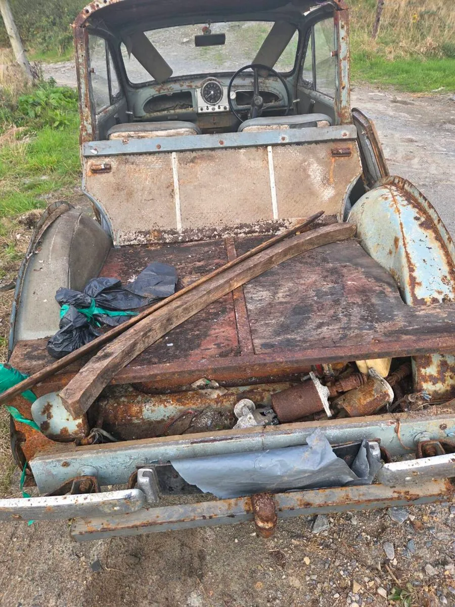 Morris Minor  Traveller  1972 - Image 2