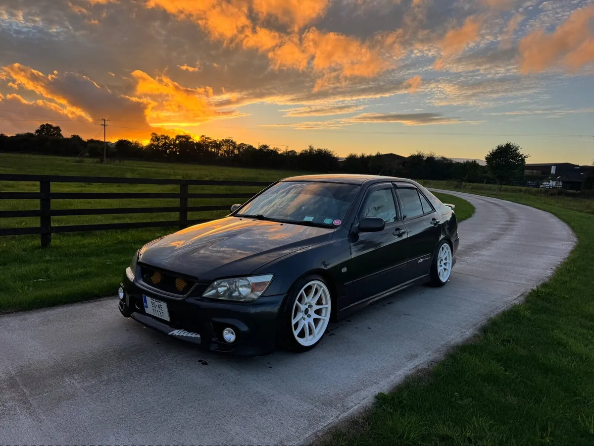 Toyota Altezza - Image 1