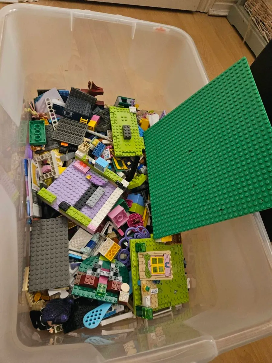 Lego - Image 1