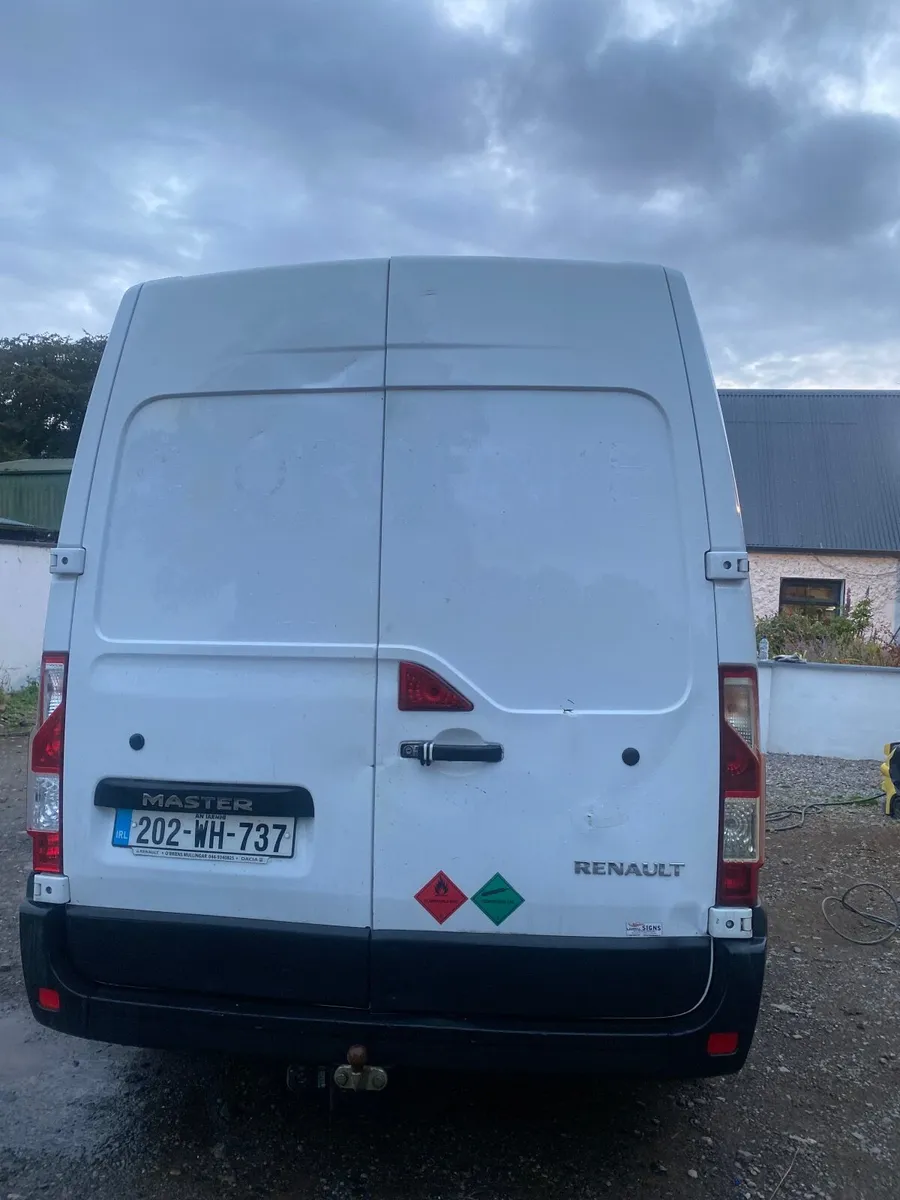 Renault Master 2020 - Image 2
