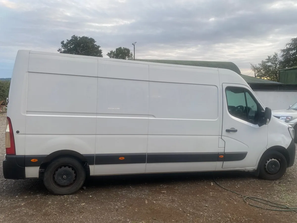 Renault Master 2020 - Image 1