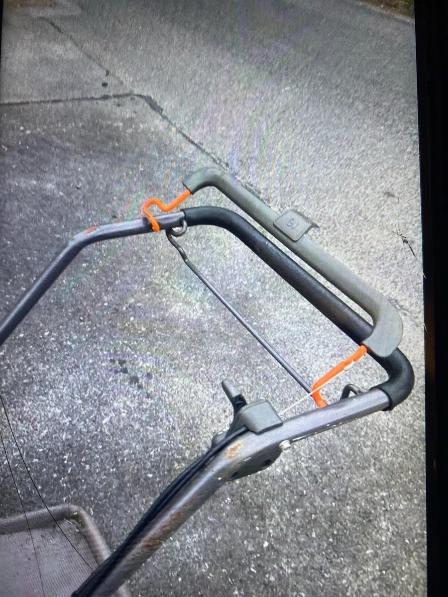 Lawnmower - Image 3