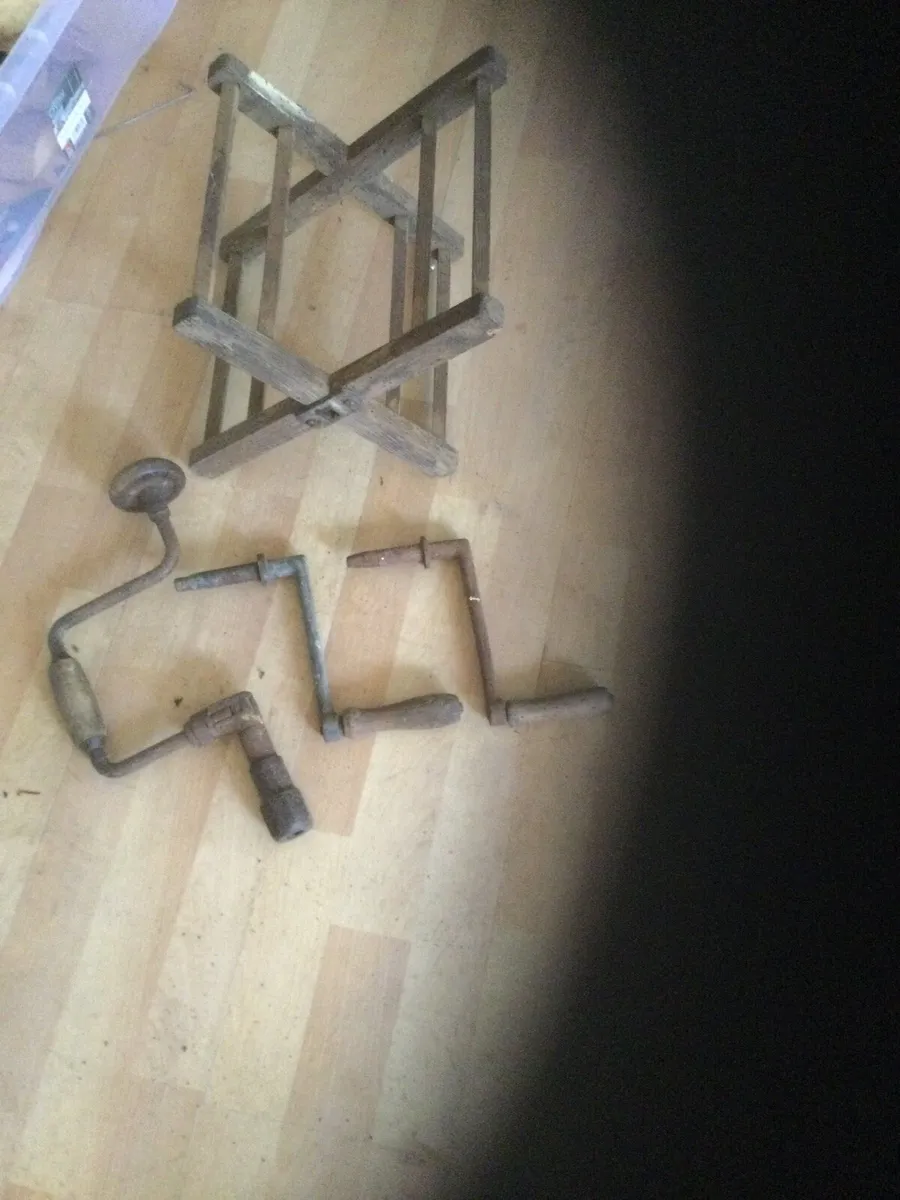Handles - Image 1
