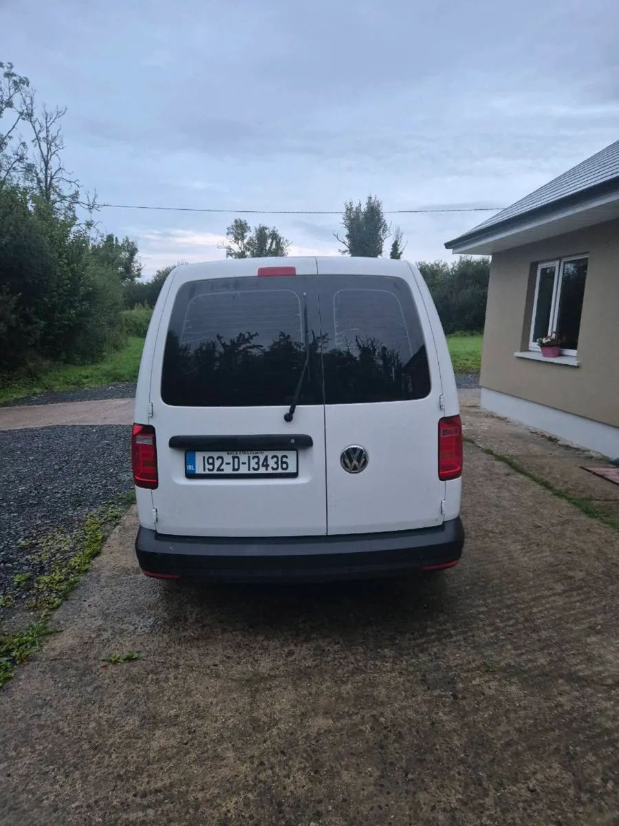192 Caddy Maxi lwb 2.0 tdi - Image 4