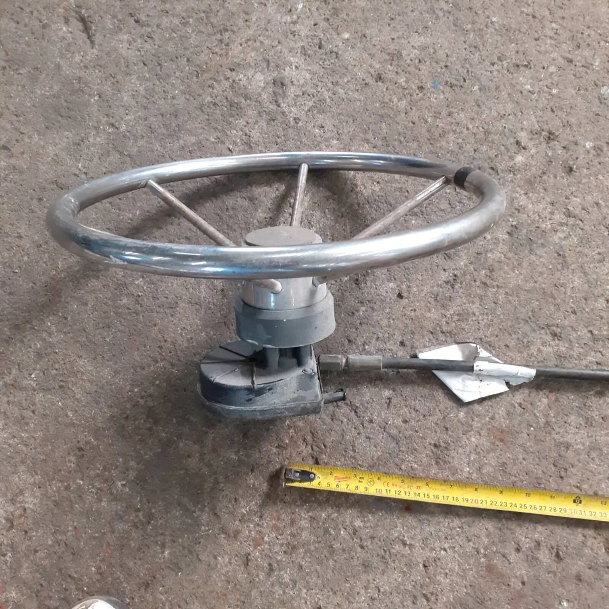 Enfield outdrive and steering - Image 3
