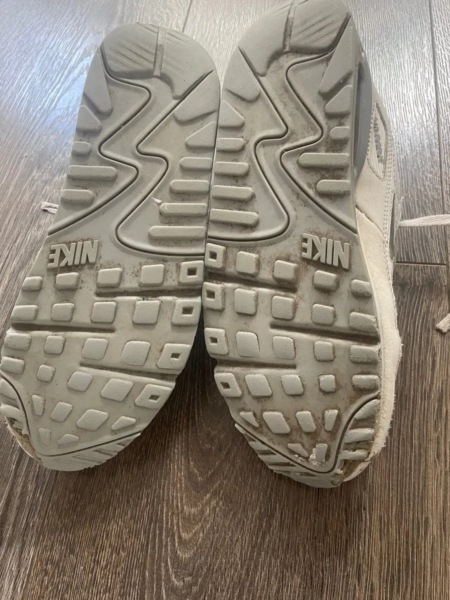 Shoes - Image 3