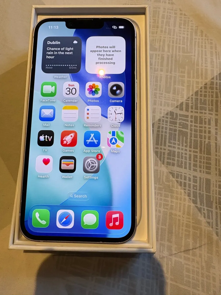 iPhone 14  ( 128 gig ) Factory Unlocked - Image 1