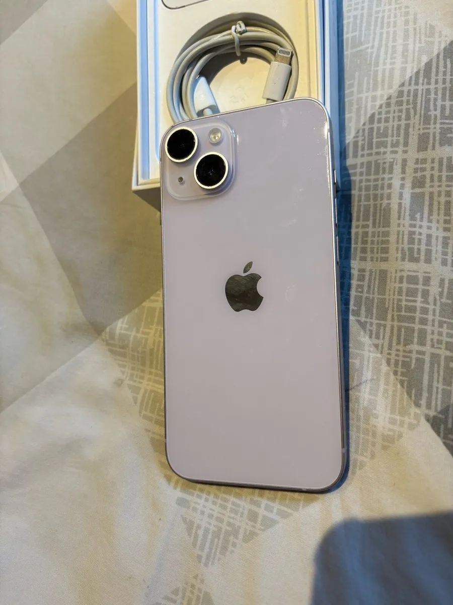iPhone 14  ( 128 gig ) Factory Unlocked - Image 3