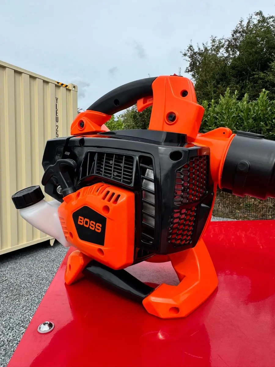BOSS Petrol Leaf Blower – New / Unused - Image 4